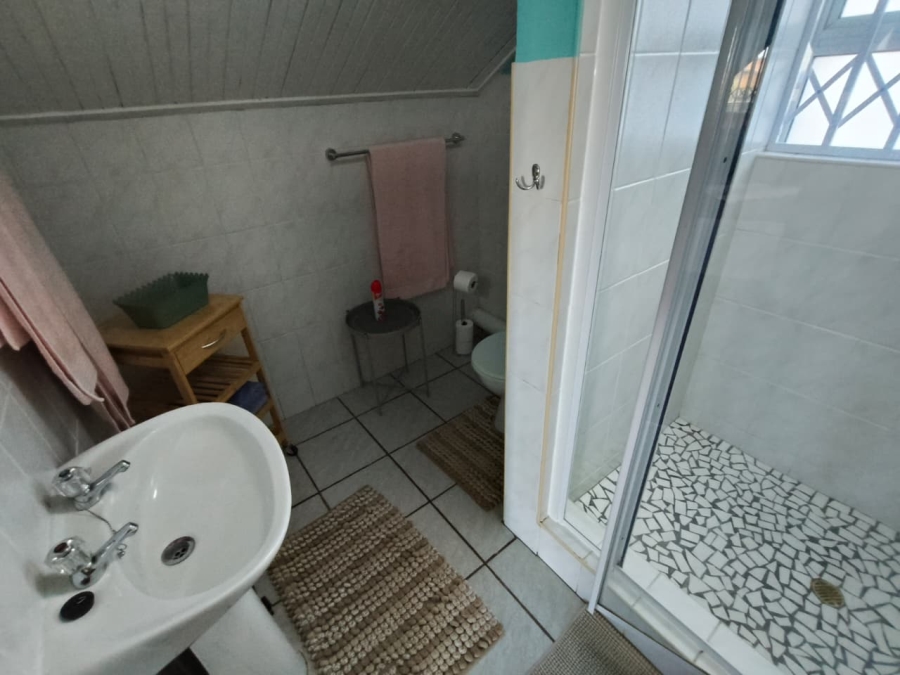 3 Bedroom Property for Sale in Wavecrest Eastern Cape